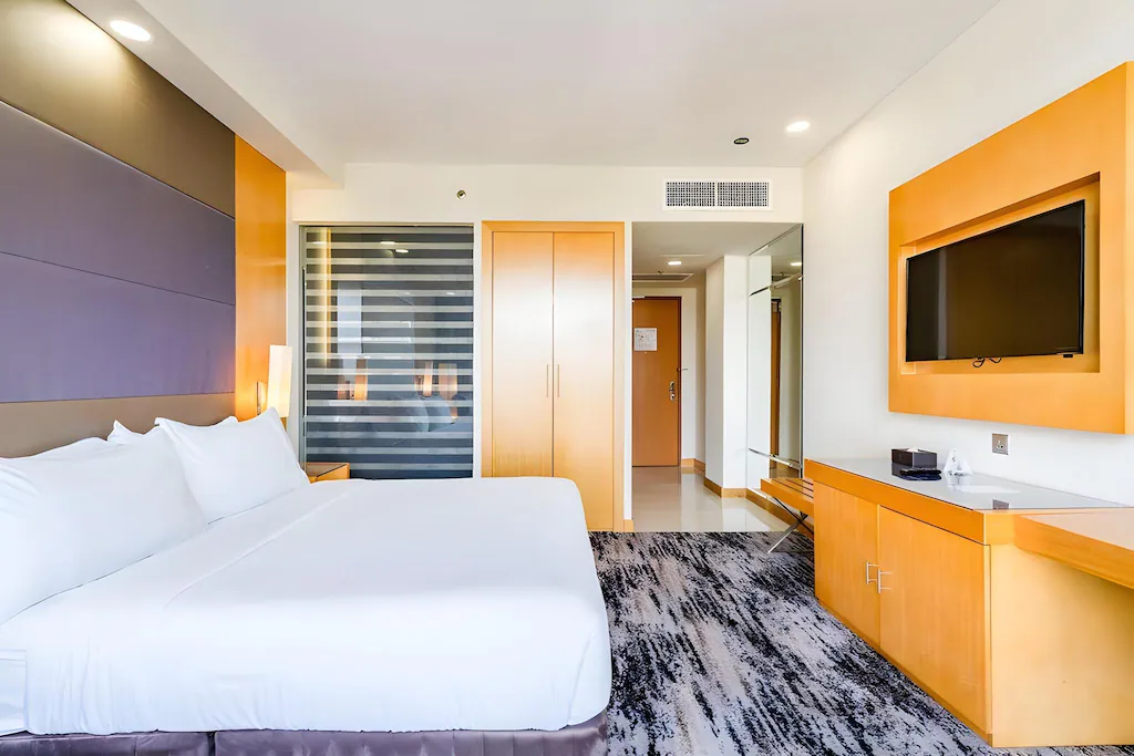 Premier King (Riverview)