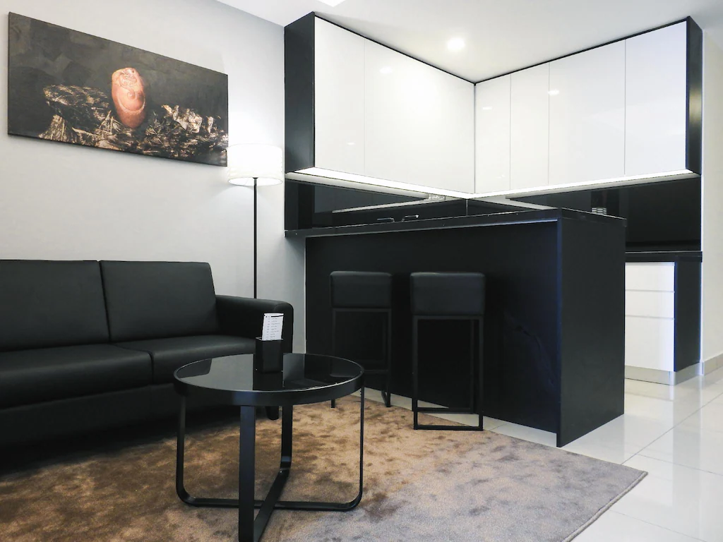 1 Bedroom Suite