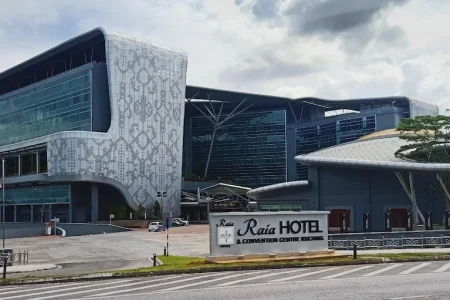 Raia Hotel & Convention Centre, Kuching