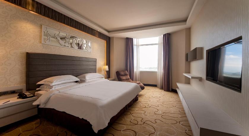 Junior Suite (With Breakfast)