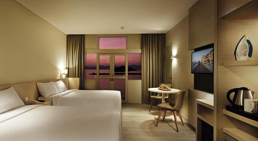 Premier Seaview