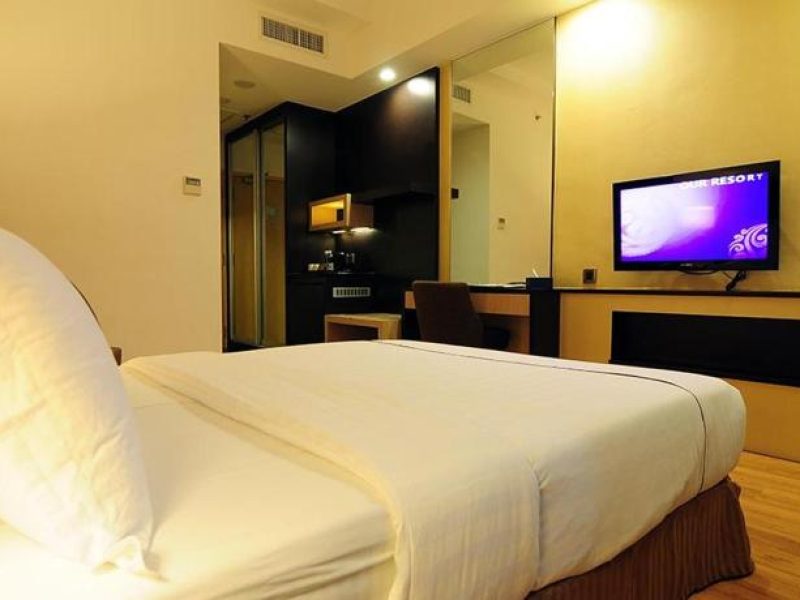 Deluxe Room (Twin/Queen)