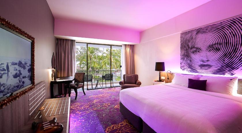 Poolview Deluxe (Early 30 days)
