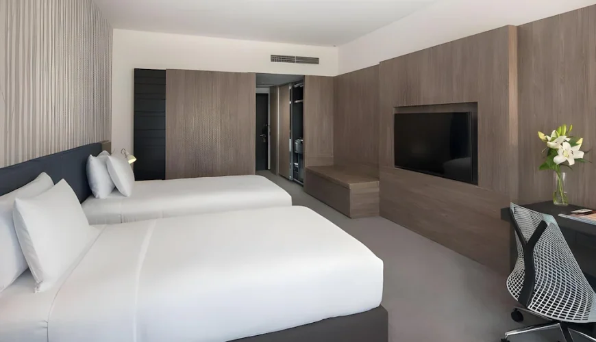 L Suite (1 Bedroom)