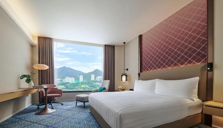 Premier Room