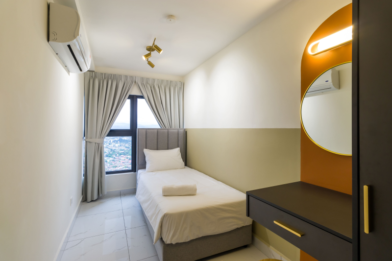 2 Bedroom Duplex