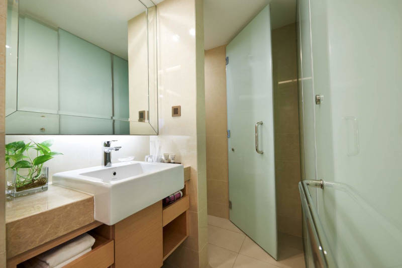 Cosmo Room (No window)