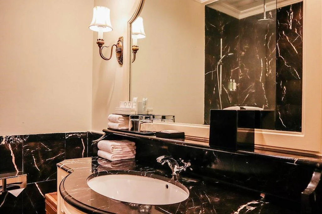 2 Bedroom Suites