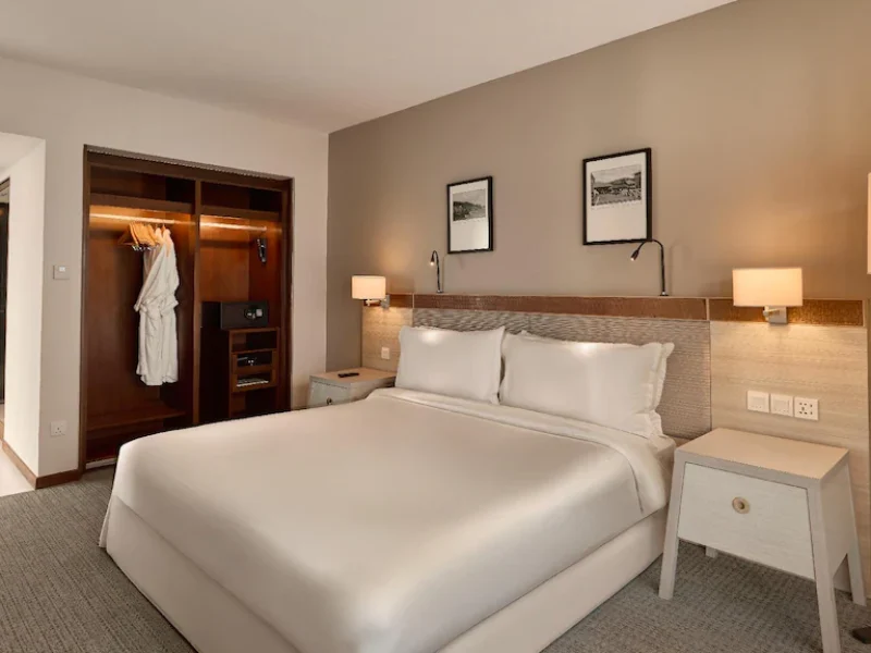 Grand Room (With Breakfast)