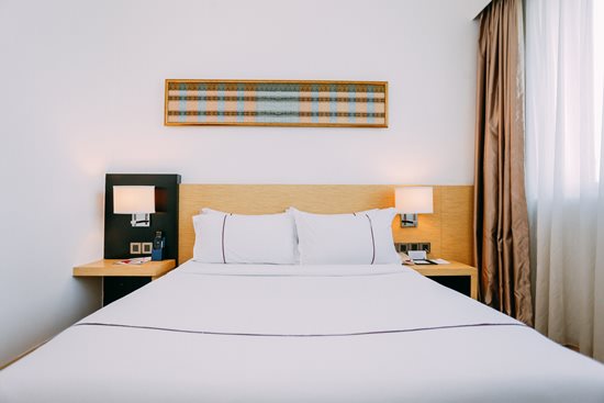 Deluxe Room (Twin/Queen)