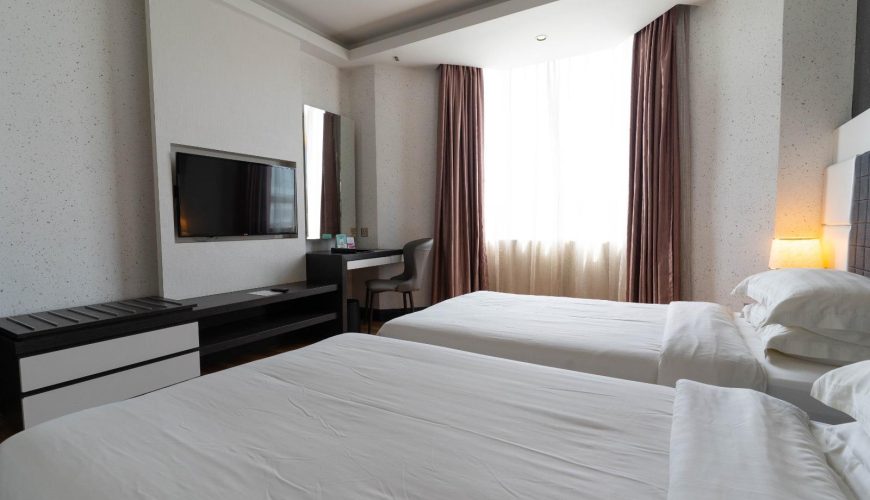 Deluxe Room (With Breakfast)